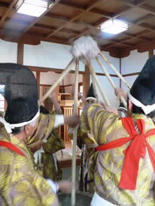 多井畑厄除八幡神社の餅つき